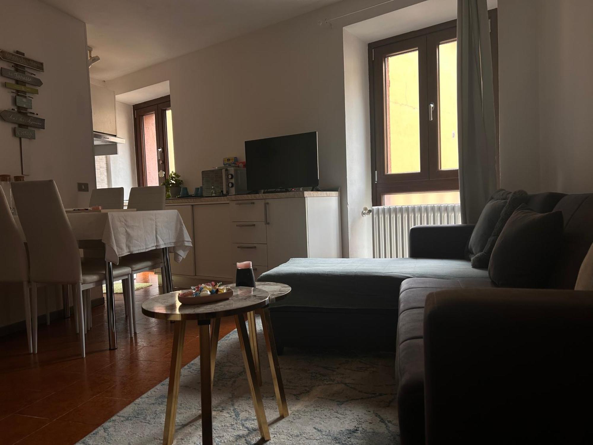 Tua Duplex Apartment Salo Ngoại thất bức ảnh