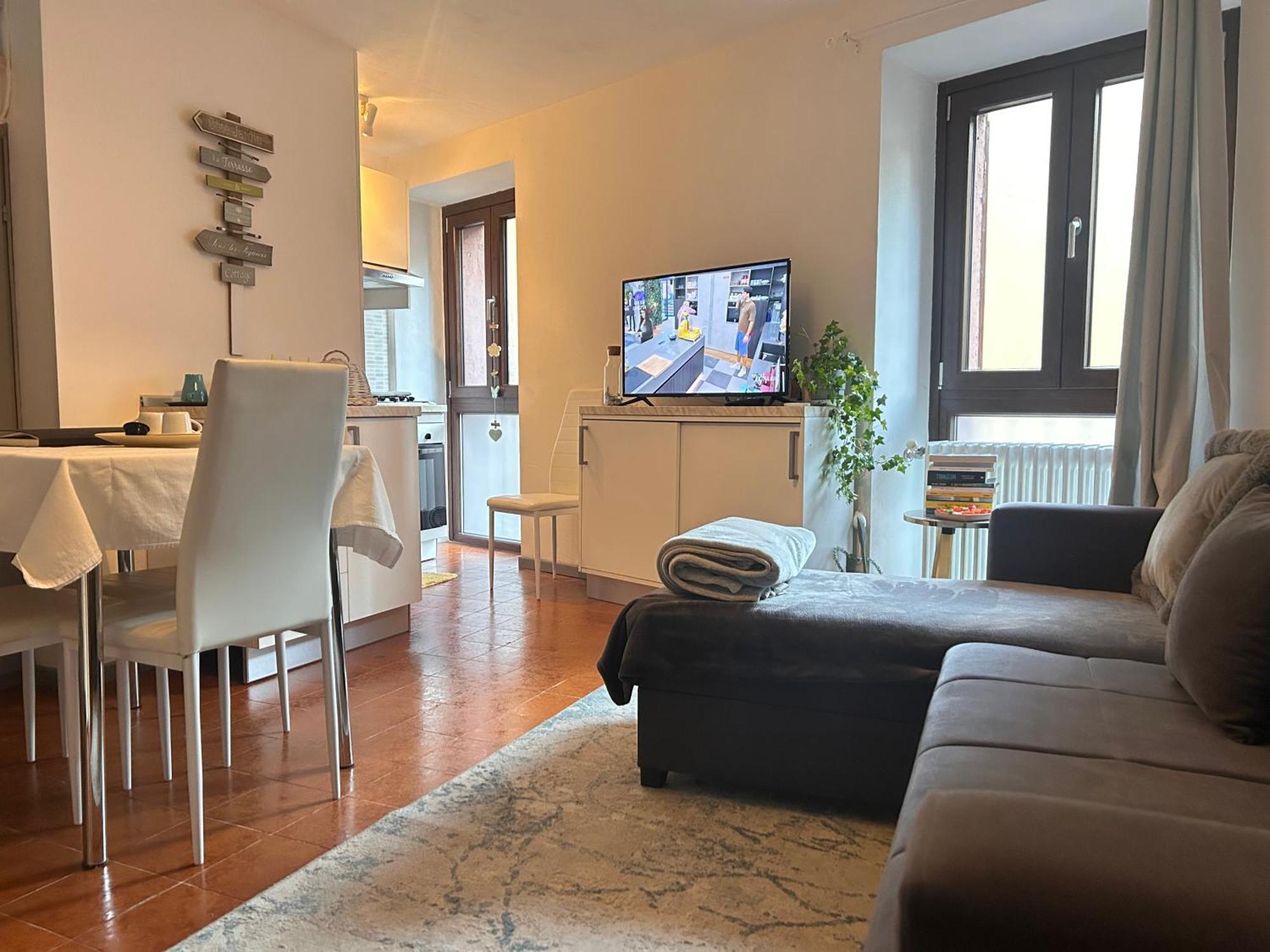 Tua Duplex Apartment Salo Ngoại thất bức ảnh
